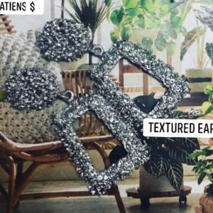 Textured earrings
